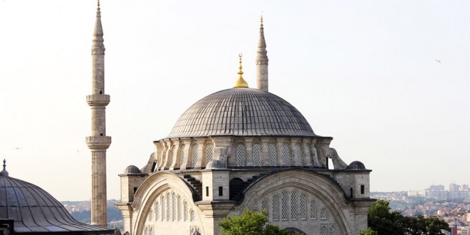 Nuruosmaniye Camii - Nuruosmaniye Mosque