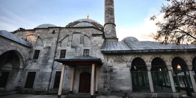 Atik Valide Camii - Atik Valide Mosque
